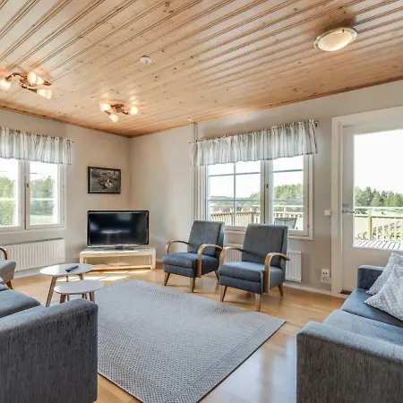 Holiday home Paeaesky By Interhome *